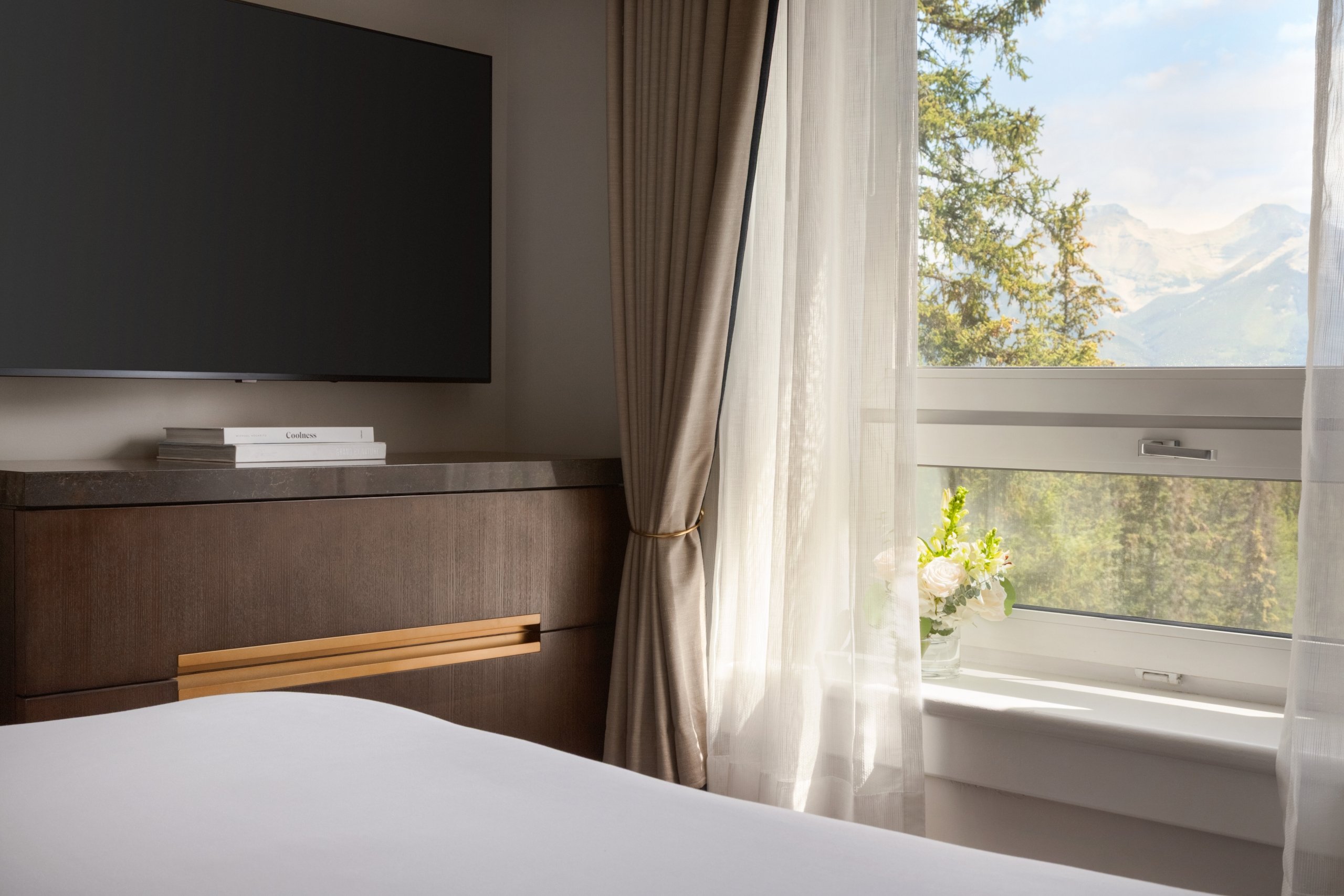 Gatehouse Suite - Detail