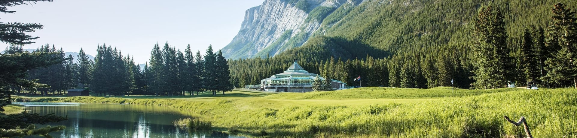 golf course clubhouse