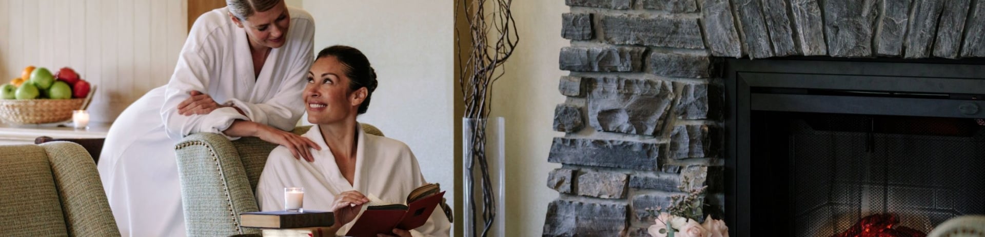 BSH Signature - Fairmont Spa Coed Lounge