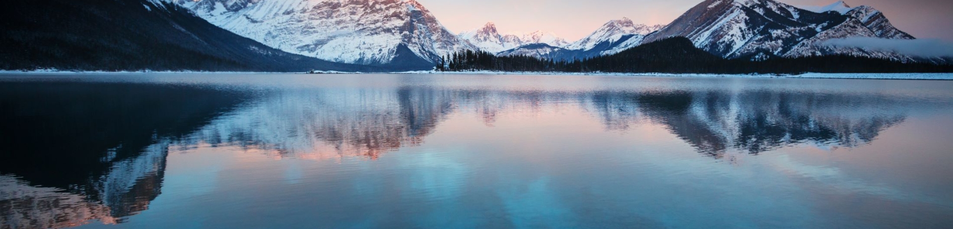 Lake Minnewanka Banff National Park